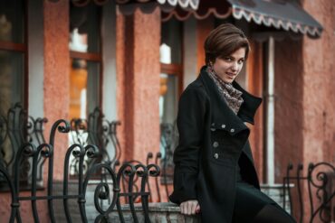 Первый рабочий образ после отпуска: три схемы под разные офисы