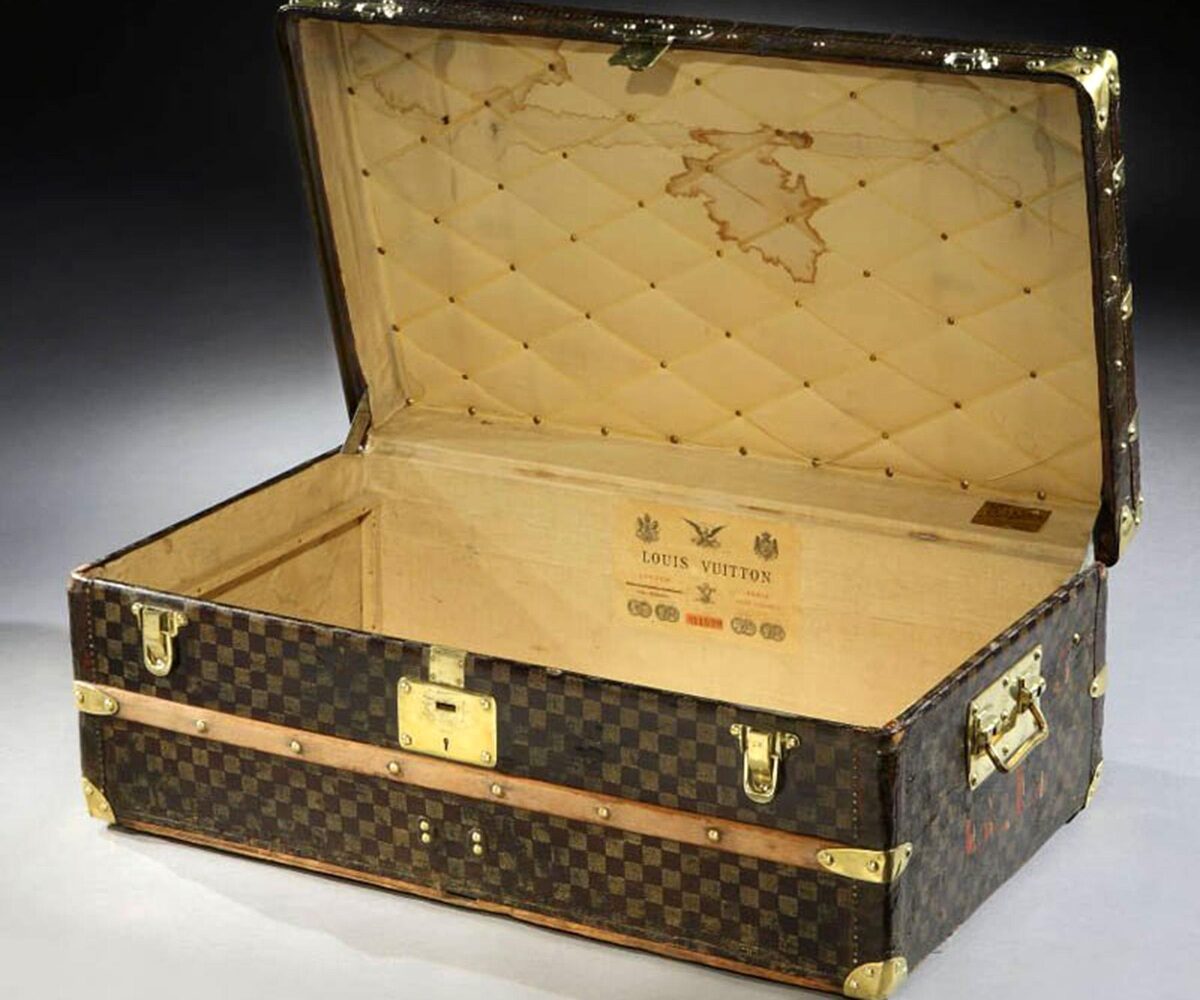 Фирменый стиль Louis Vuitton